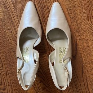Vintage Ferragamo Slingback heels